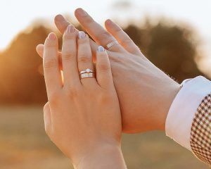 Timeless Wedding Rings Designed for Lifelong Comfort and Everyday Wear